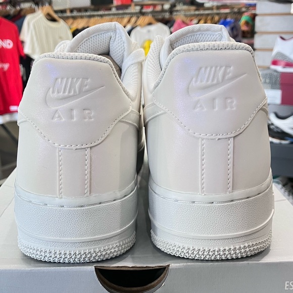 nike air force white size 9
